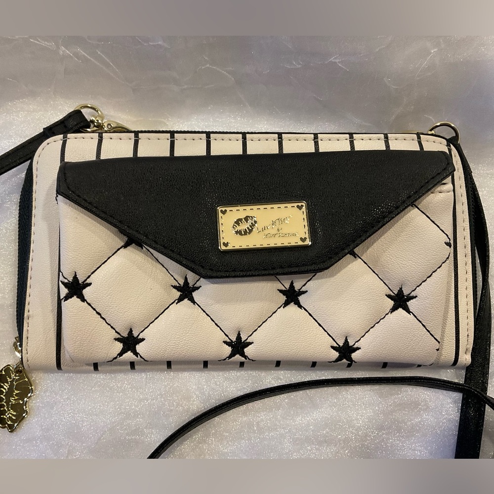 Crossbody Bag, Betsey Johnson Quilted Crossbody Stars/Stripes